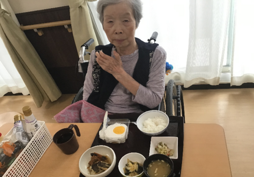 安達様.png