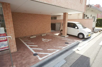 駐車場.png