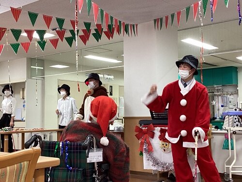 職員ダンス（恋の季節） (2).JPG