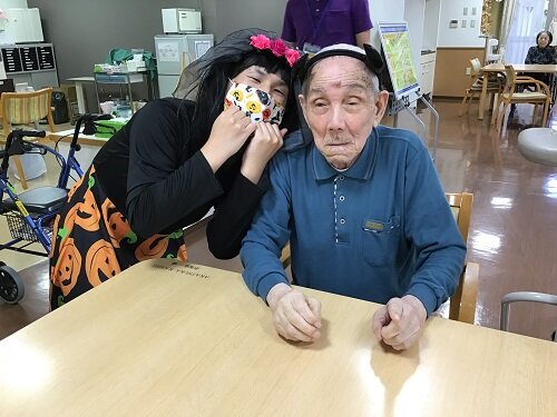 いたずらしちゃうぞ！ (4).JPG