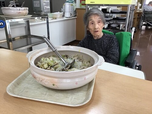 鍋が食べれる楽しみ (4).JPG