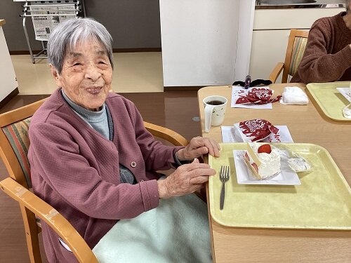 クリスマスケーキ (2).JPG