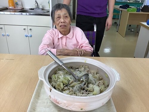 鍋が食べれる楽しみ (7).JPG