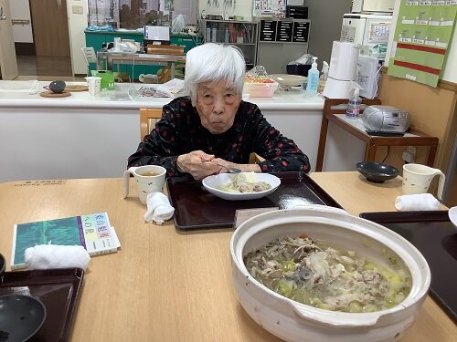 鍋が食べれる楽しみ (5).JPG