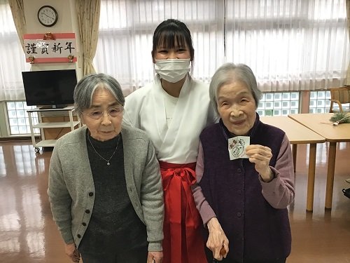 今年のおみくじは (2).JPG