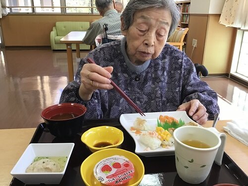 お寿司だぁ (3).JPG