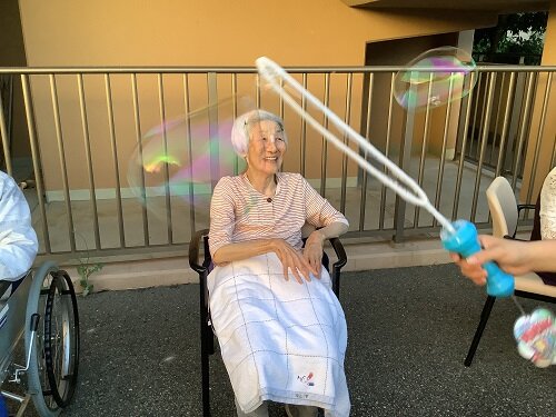 シャボン玉 (2).JPG