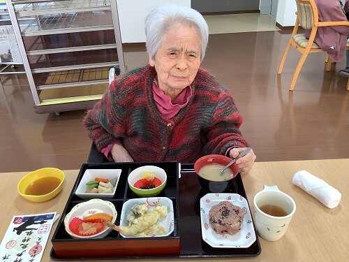 元旦の昼食 (2).JPG