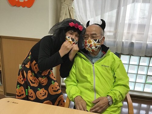 いたずらしちゃうぞ！ (3).JPG