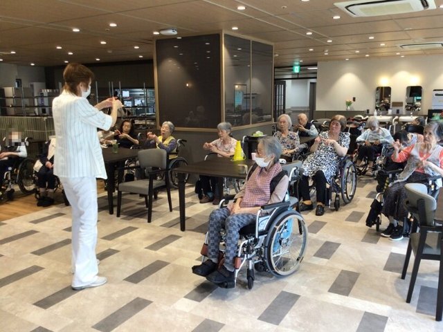 うしろ (1).jpg