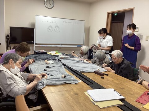 おひなさまみんなで (2).JPG