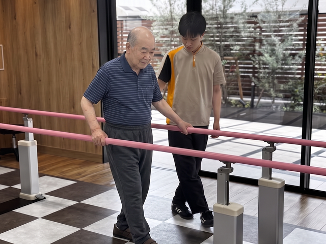並行棒横.png