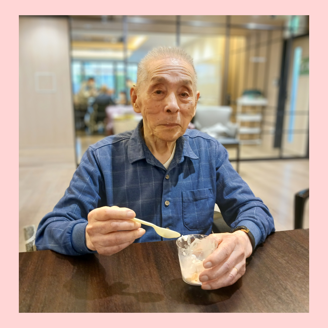 お菓子 シンプル ピンク スイーツ インスタグラム投稿 (1).png