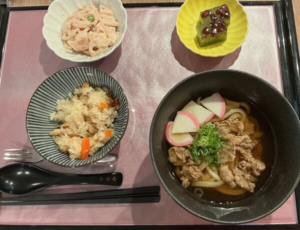10.4肉うどん.JPG