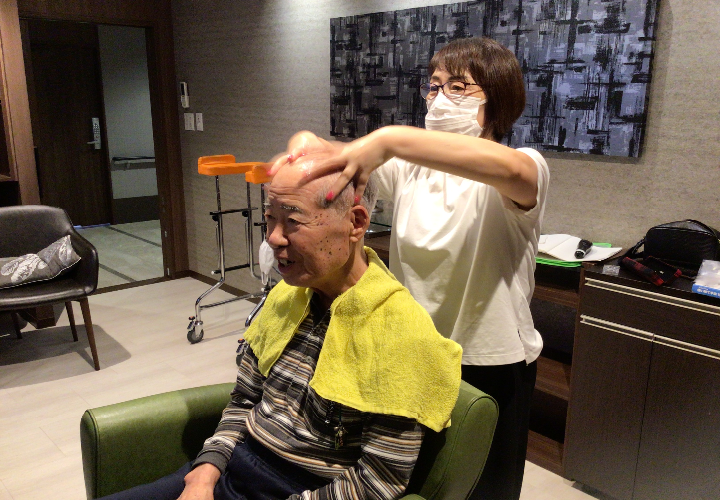 ダウンロード (3).png