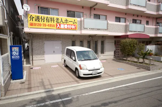 駐車場.png