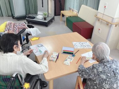塗り絵２.jpg