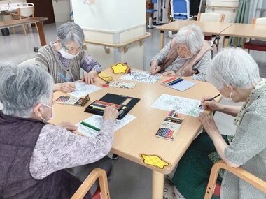 塗り絵.jpg