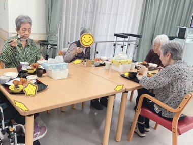 ごちそうメニュー２.jpg