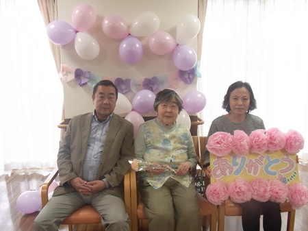 小林家族.JPGのサムネイル画像