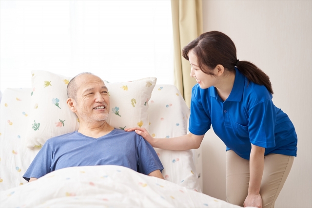 スーパー・コートのスタッフと入居者