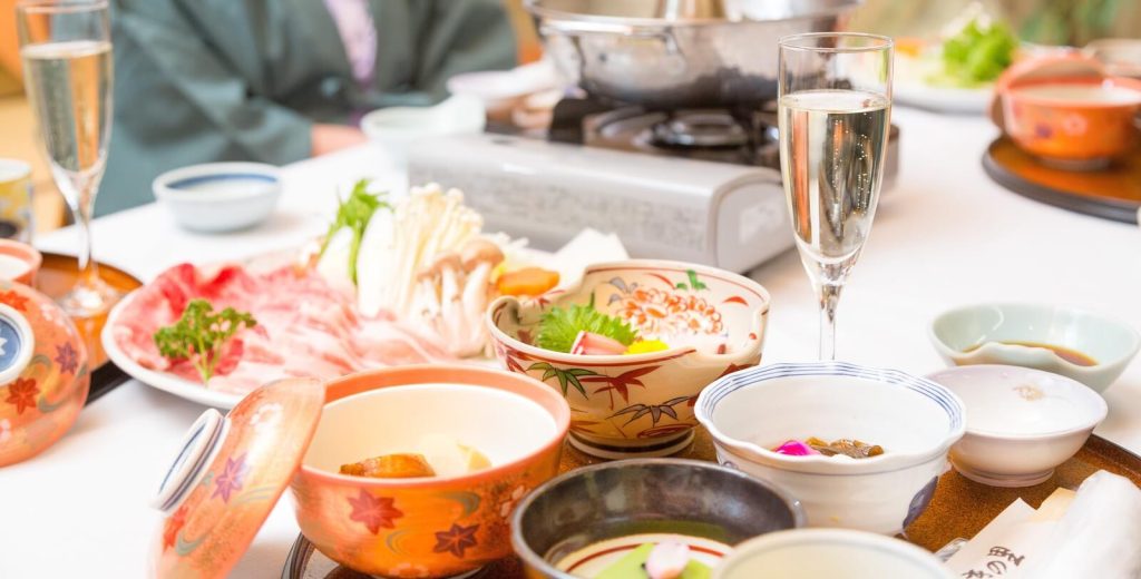 彩り豊かな高級老人ホームの食事