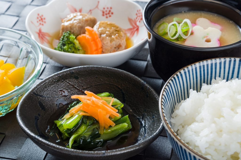 スーパー・コートの食事の一例