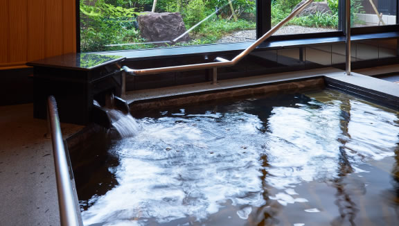 スーパー・コート プレミアム池田の温泉大浴場