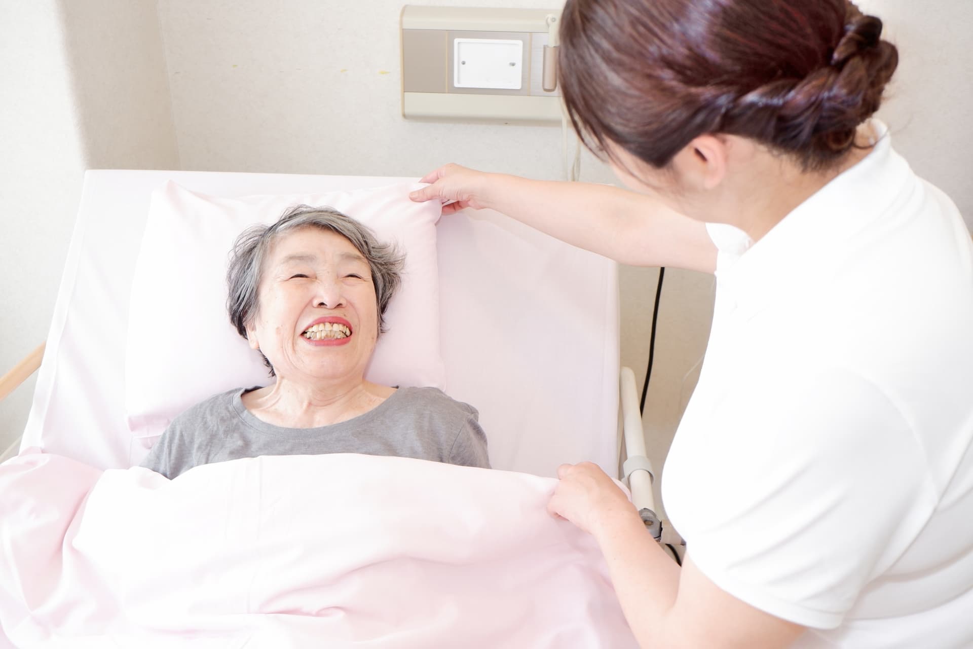 療養型病院とは？費用の内訳や目安・費用負担を減らせる制度を紹介