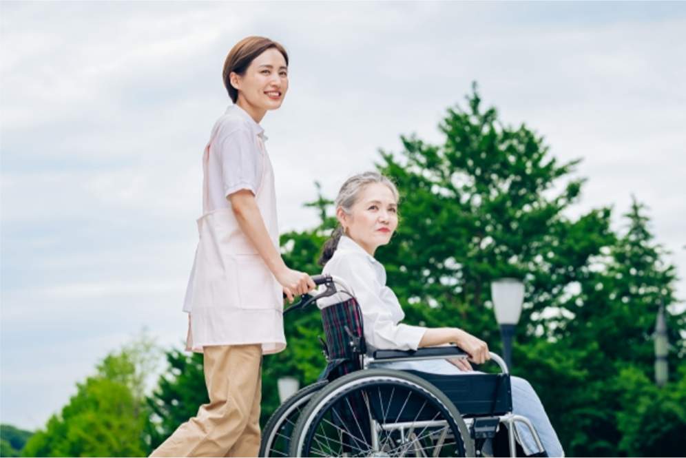 グループホームの入居条件は？費用相場や入居までの手順も紹介！