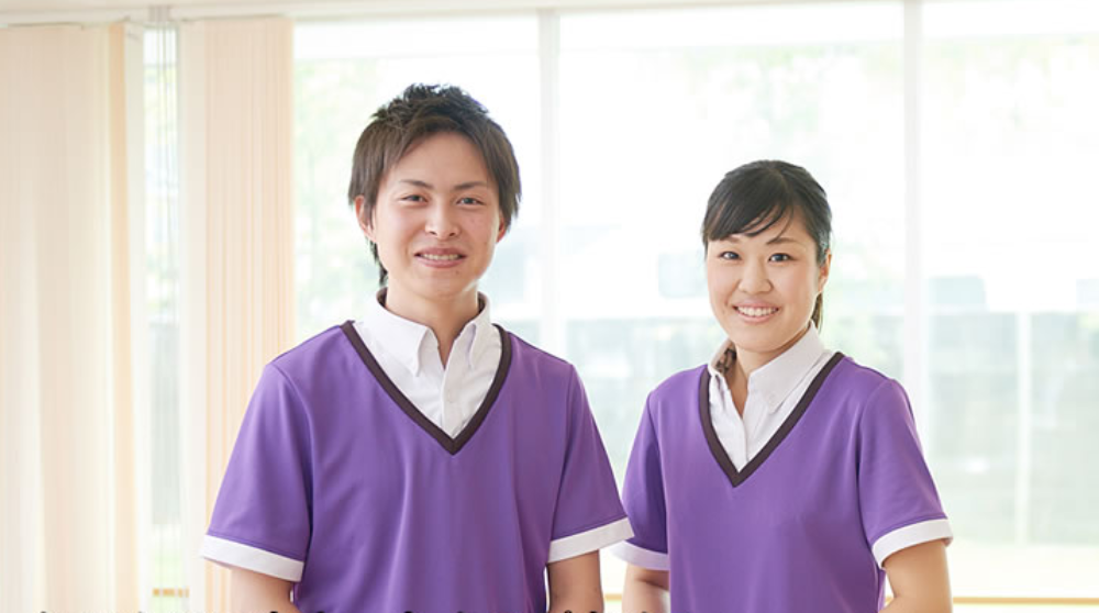 スーパー・コートのスタッフ