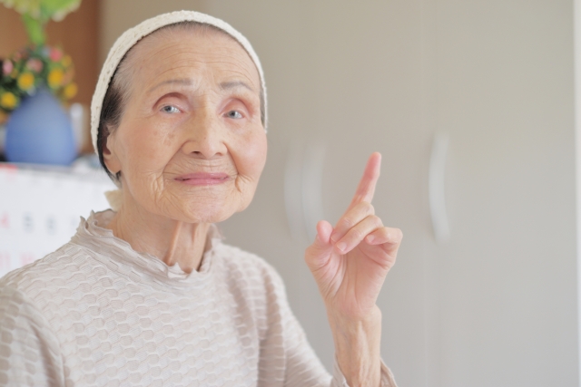 ハンガーに掛かった服